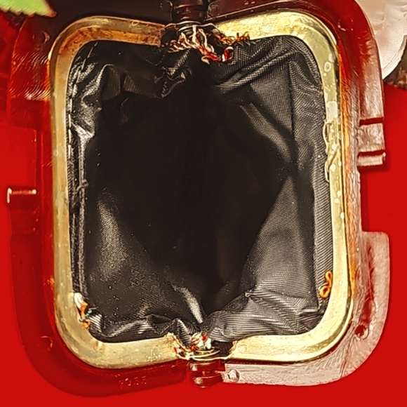 Clutch & Coin Purse - Picture 14 of 16